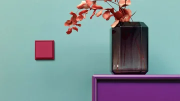 Классические переключатели LS 990 в дизайне Les Couleurs